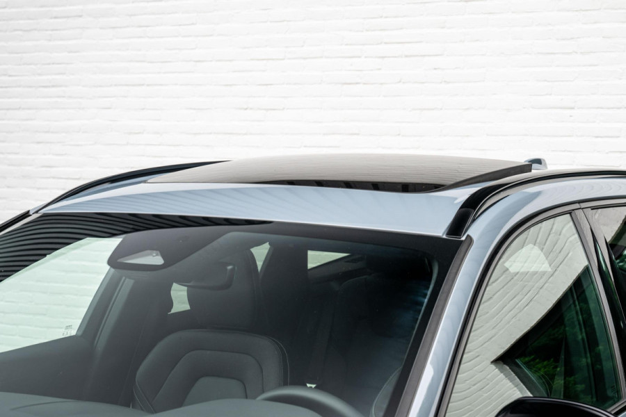 Volvo XC60 2.0 T6 AWD R-Design 398pk LONG RANGE Google Maps