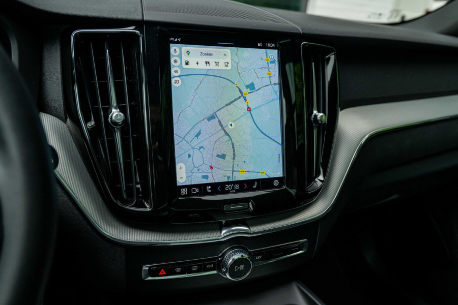 Volvo XC60 2.0 T6 AWD R-Design 398pk LONG RANGE Google Maps