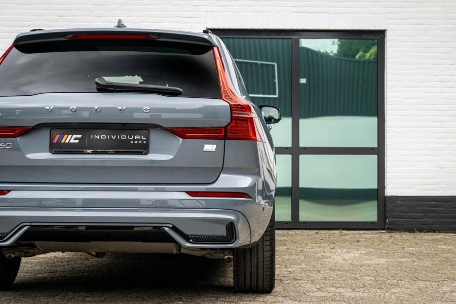 Volvo XC60 2.0 T6 AWD R-Design 398pk LONG RANGE Google Maps