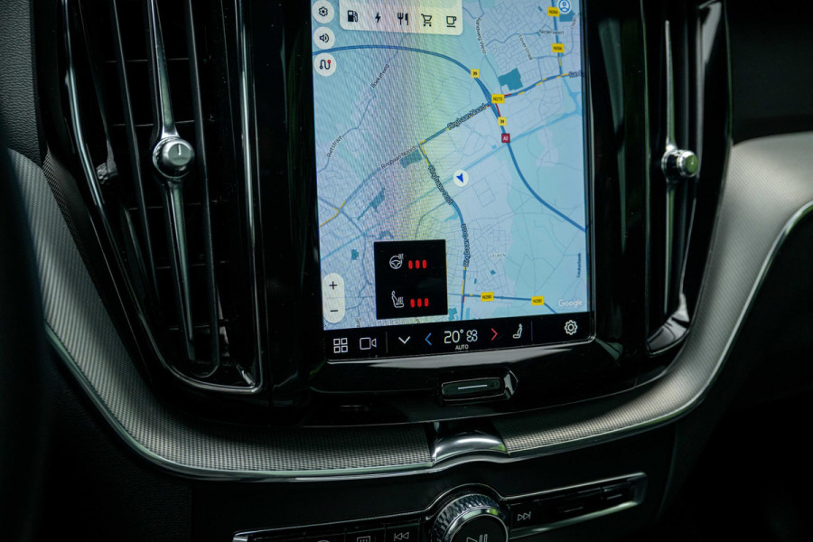 Volvo XC60 2.0 T6 AWD R-Design 398pk LONG RANGE Google Maps