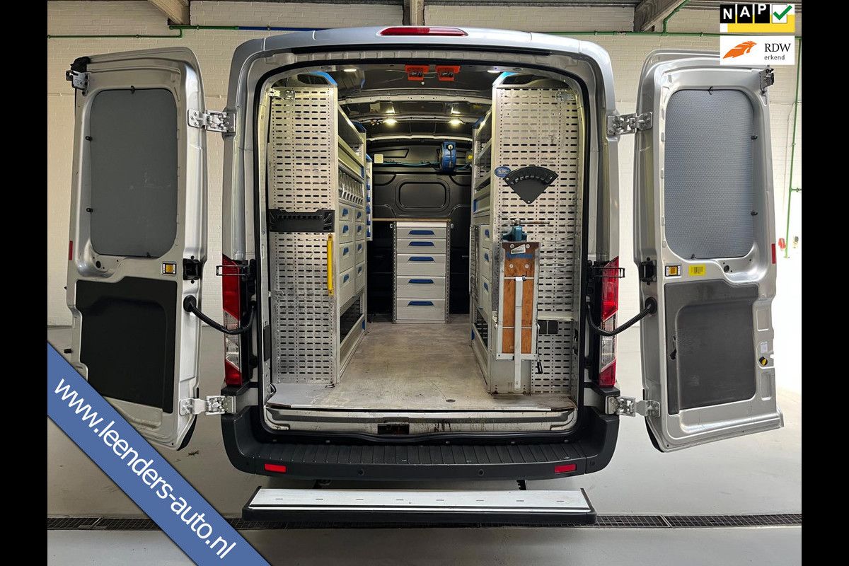 Ford Transit Sortimo inrichting 350 2.0 TDCI 130pk euro6 L2H2 Trend 3Persoons Servicewagen Grijs Metallic RIJKLAARPRIJS! Ford Transit Sortimo inrichting 350 2.0 TDCI 130pk euro6 L2H2 Trend 3Persoons Servicewagen Grijs Metallic RIJKLAARPRIJS!