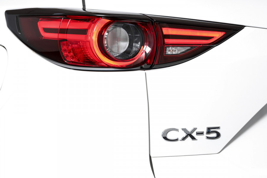 Mazda CX-5 2.5 SkyActiv-G 195 PK Sportive - Automaat | Adapt Cruise | Stoel-+Stuurverw. | PDC | 360 Camera | Nav-App. Connect | ECC | Bose | DAB | Elek. Klep |  Inklapbare Trekhaak | LM 19" |