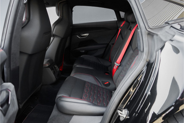 Audi e-tron GT RS 93 kWh B&O Laser Carbon Nachtzicht 22" 4WS