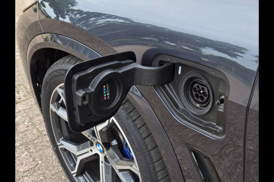 BMW X5 XDRIVE45E M SPORT I LASER I PANORAMA I DRIVING PROFF. I
