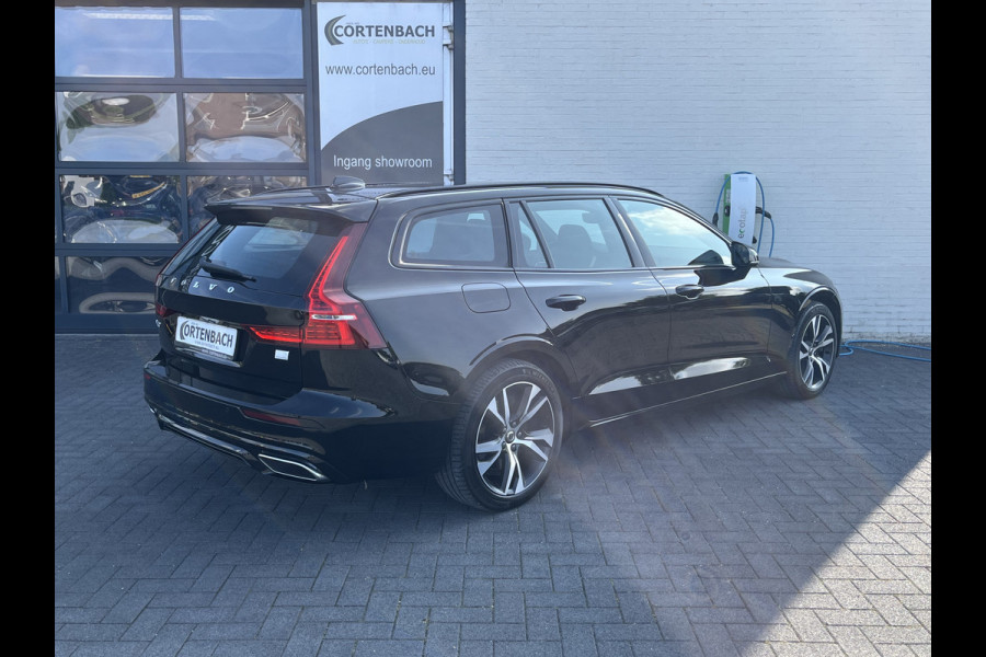 Volvo V60 2.0 T6 Recharge AWD R-Design | Apple carplay | Cruise control | Zwenkbare trekhaak | Memory |