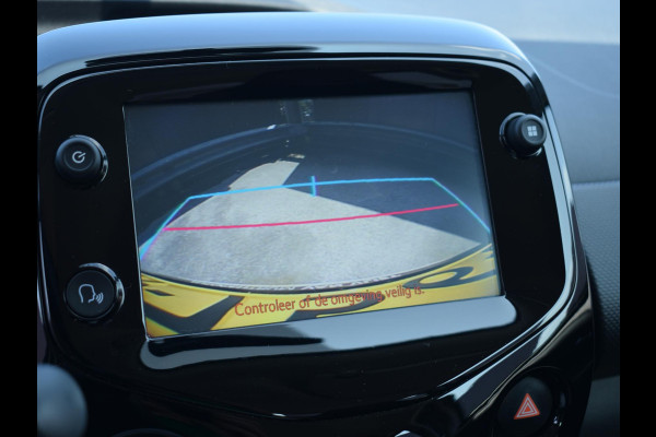 Citroën C1 1.0 VTi Shine ACHTERUITRIJCAMERA | CARPLAY | LICHTMETALEN VELGEN | AIRCO