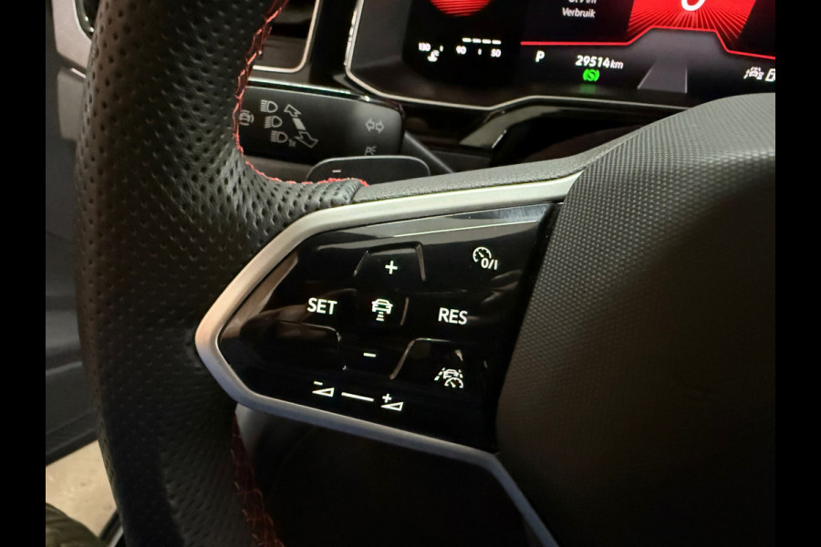 Volkswagen Polo 2.0 TSI GTI | Virtual | Fabrieksgarantie | IQ-LED | Apple Carplay | Ambient | ACC | PDC | Climatronic |