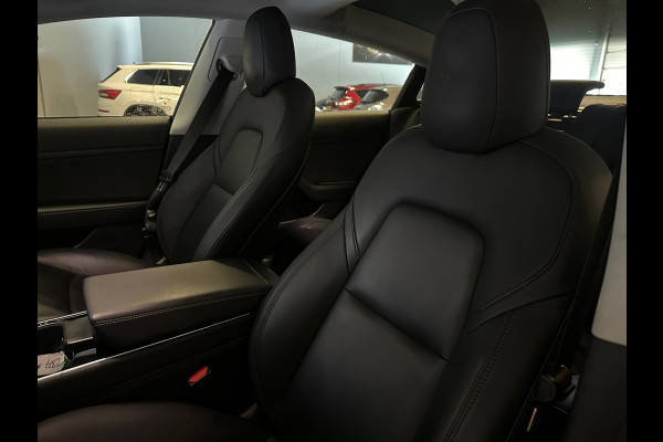 Tesla Model 3 Standard RWD Plus 60 kWh