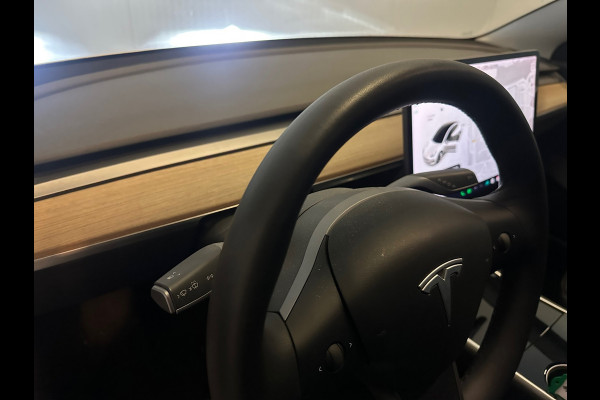 Tesla Model 3 Standard RWD Plus 60 kWh