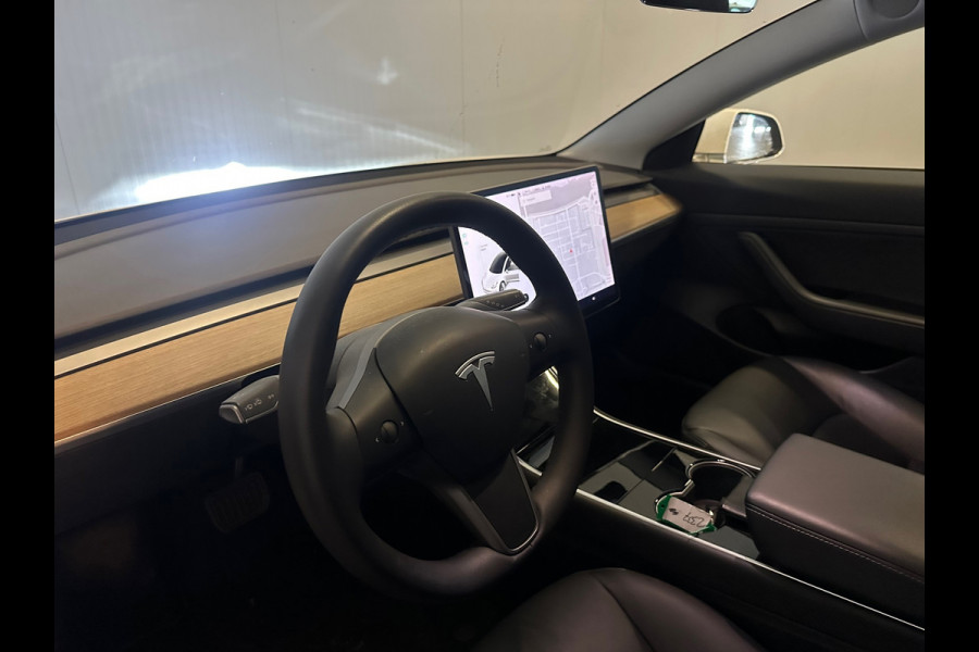 Tesla Model 3 Standard RWD Plus 60 kWh