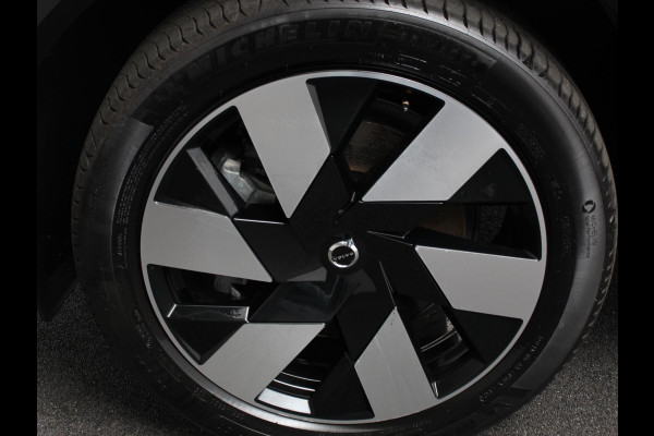 Volvo XC60 2.0 T6 Plug-in hybrid AWD Ultimate Dark | Bowers &Wilkins Premium Sound system | Navigatie Google | Paonarama dak | Camera | Extra Getint glas | Stoelen met massage functie