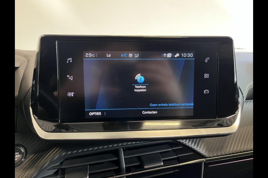 Peugeot 2008 1.2 PureTech 130 GT Cimate control Cruise control LED Achteruitrij camera Navigatie Parkeersensor achter