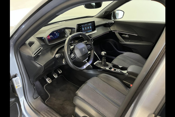 Peugeot 2008 1.2 PureTech 130 GT Cimate control Cruise control LED Achteruitrij camera Navigatie Parkeersensor achter