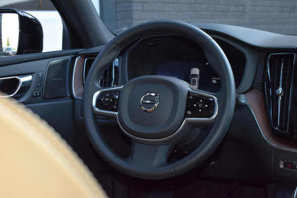 Volvo XC60 2.0 T6 Plug-in hybrid AWD 350PK Aut. Ultimate | Pano | LED | Navi | Camera | BLiS | Incl. garantie