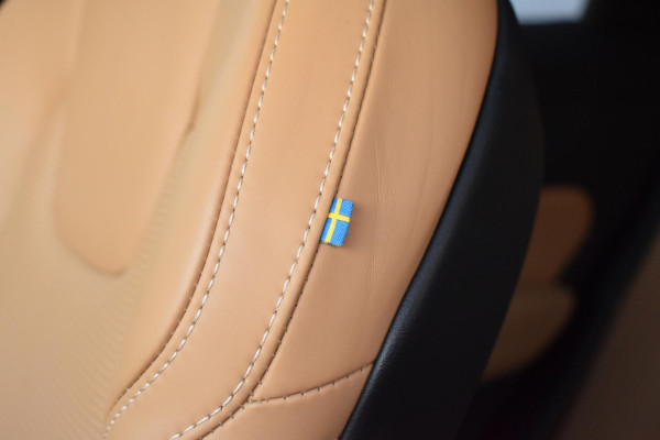 Volvo XC60 2.0 T6 Plug-in hybrid AWD 350PK Aut. Ultimate | Pano | LED | Navi | Camera | BLiS | Incl. garantie
