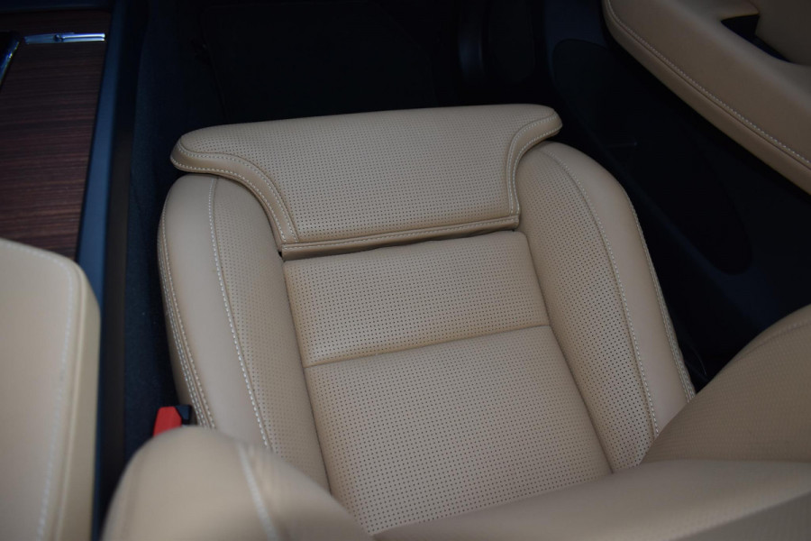 Volvo XC60 2.0 T6 Plug-in hybrid AWD 350PK Aut. Ultimate | Pano | LED | Navi | Camera | BLiS | Incl. garantie