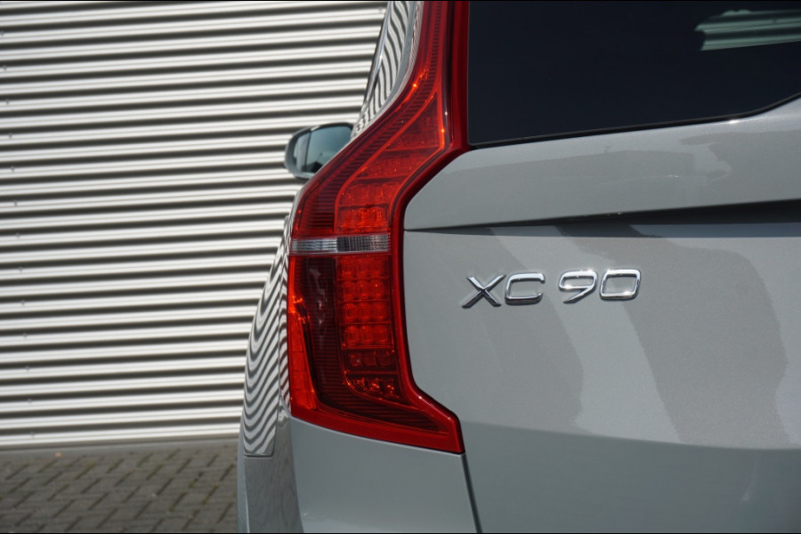 Volvo XC90 2.0 T8 PHEV AWD Ultra Bright NIEUW | LUCHTVERING | TREKHAAK!