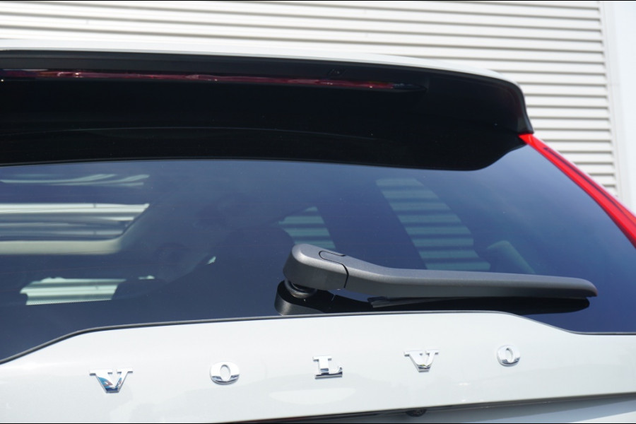 Volvo XC90 2.0 T8 PHEV AWD Ultra Bright NIEUW | LUCHTVERING | TREKHAAK!