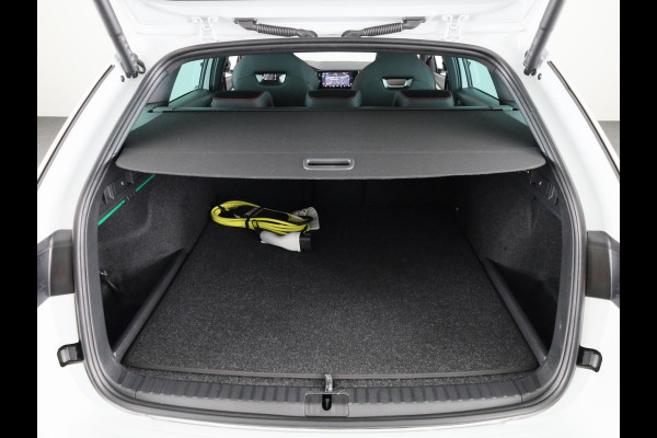 Škoda Octavia Combi 1.4 TSI RS iV PHEV Business 245PK PHEV | Verlengde garantie |  Adaptive cruise control | Trekhaak wegklapbaar | Parkeercamera |