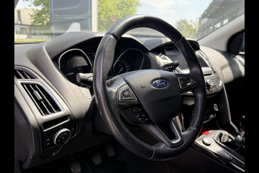 Ford FOCUS Wagon BWJ 2018 | 1.0 126PK Titanium | TREKHAAK | CLIMA | NAVI | PDC | CRUISE | CARPLAY