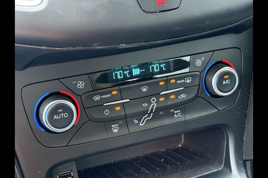 Ford FOCUS Wagon BWJ 2018 | 1.0 126PK Titanium | TREKHAAK | CLIMA | NAVI | PDC | CRUISE | CARPLAY