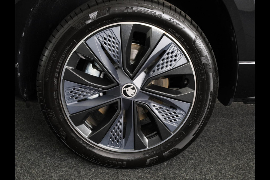 Škoda Karoq Sportline Business 1.5 TSI 150 pk 7 versn. DSG | Dode hoek sensoren | Adaptive Cruise Control | Elektrische achterklep