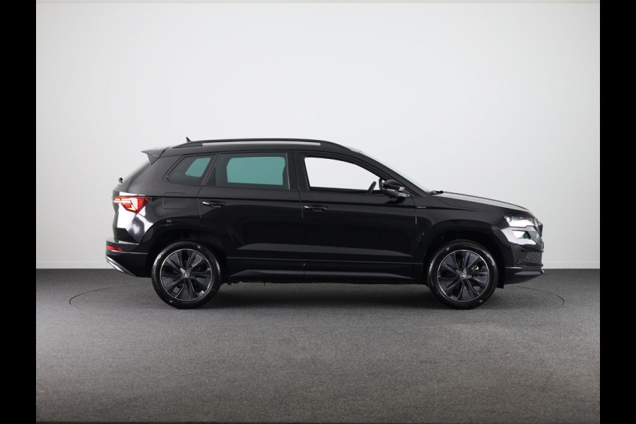 Škoda Karoq Sportline Business 1.5 TSI 150 pk 7 versn. DSG | Dode hoek sensoren | Adaptive Cruise Control | Elektrische achterklep