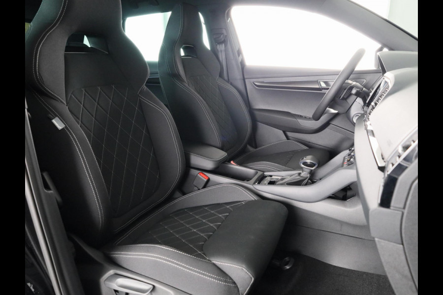 Škoda Karoq Sportline Business 1.5 TSI 150 pk 7 versn. DSG | Dode hoek sensoren | Adaptive Cruise Control | Elektrische achterklep