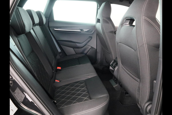 Škoda Karoq Sportline Business 1.5 TSI 150 pk 7 versn. DSG | Dode hoek sensoren | Adaptive Cruise Control | Elektrische achterklep