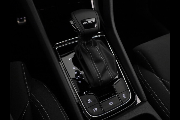 Škoda Karoq Sportline Business 1.5 TSI 150 pk 7 versn. DSG | Dode hoek sensoren | Adaptive Cruise Control | Elektrische achterklep