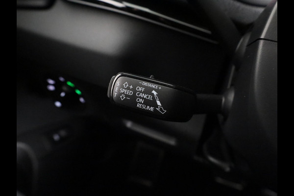 Škoda Karoq Sportline Business 1.5 TSI 150 pk 7 versn. DSG | Dode hoek sensoren | Adaptive Cruise Control | Elektrische achterklep