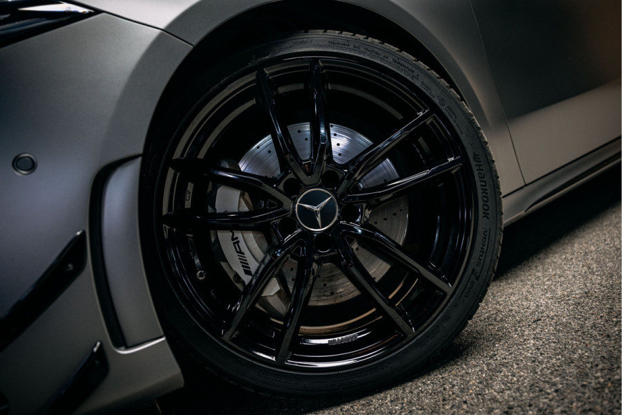 Mercedes-Benz A-Klasse AMG 35 4MATIC Premium Plus Vol uitgevoerde A35 Limo