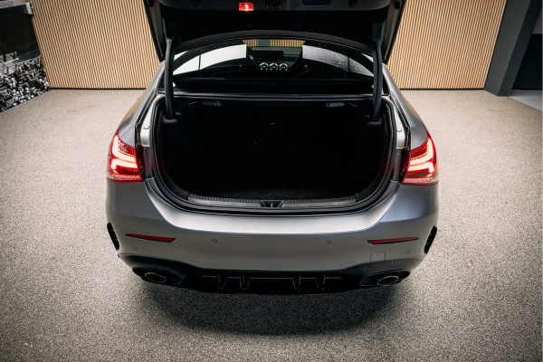 Mercedes-Benz A-Klasse AMG 35 4MATIC Premium Plus Vol uitgevoerde A35 Limo