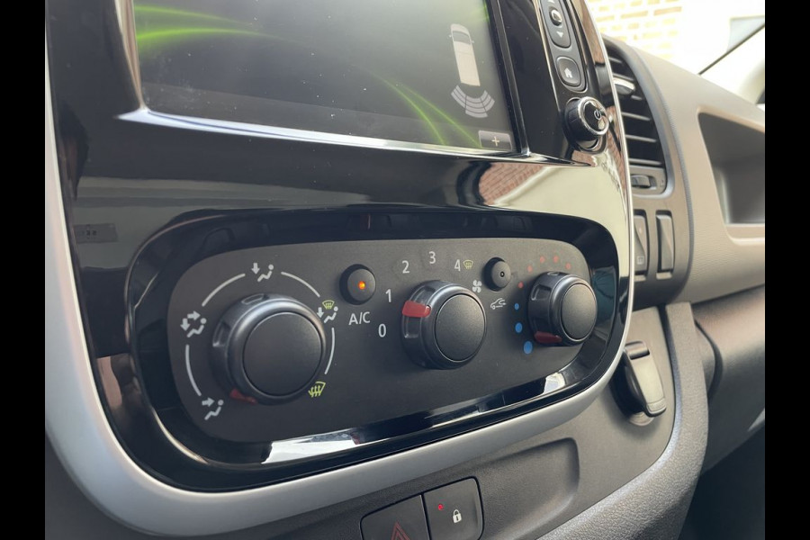 Renault Trafic 1.6 dCi E6 Comfort R-link 3 Zits Lease €220 p/m Airco, Navi, PDC, Bedrijfsinrichting, Cruise controle, onderhoudshistorie aanwezig