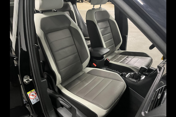 Volkswagen T-Roc 2.0 TSI 4Motion Sport Open dak | Trekhaak | Adapt. Cruise | Leder | Camera