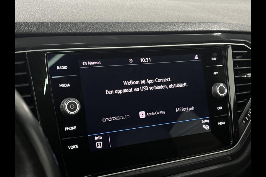 Volkswagen T-Roc 2.0 TSI 4Motion Sport Open dak | Trekhaak | Adapt. Cruise | Leder | Camera