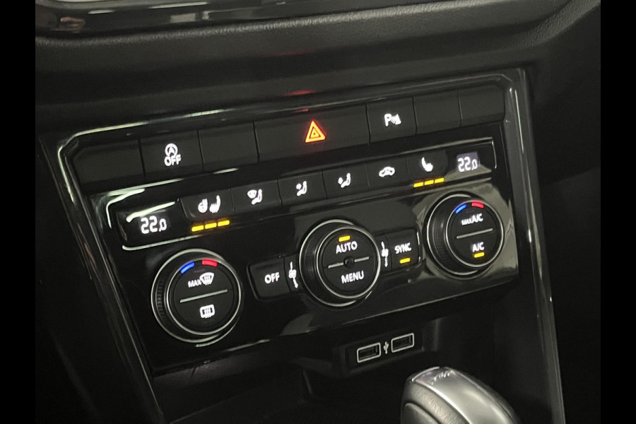 Volkswagen T-Roc 2.0 TSI 4Motion Sport Open dak | Trekhaak | Adapt. Cruise | Leder | Camera