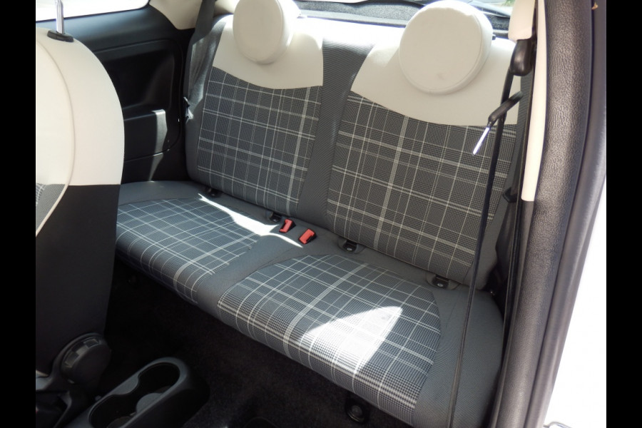 Fiat 500 1.2 Lounge I Automaat I 4 cilinder I Airco I Mistl. voor I Pan.