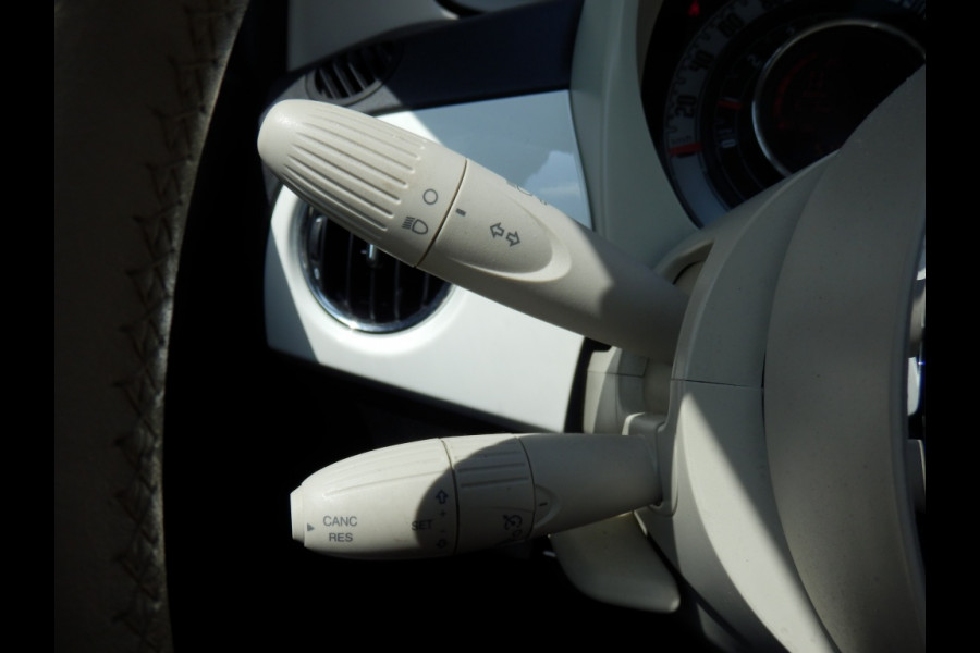 Fiat 500 1.2 Lounge I Automaat I 4 cilinder I Airco I Mistl. voor I Pan.