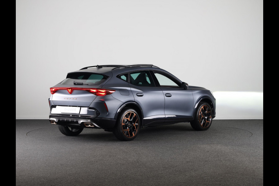 CUPRA Formentor 1.5 TSI e-Hybrid VZ Performance 272pk | Panoramadak | Matte Lak | 19 inch | Carbon Spiegelkappen | Trekhaak | Sennheiser |