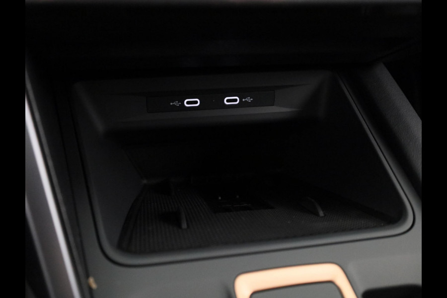 CUPRA Formentor 1.5 TSI e-Hybrid VZ Performance 272pk | Panoramadak | Matte Lak | 19 inch | Carbon Spiegelkappen | Trekhaak | Sennheiser |