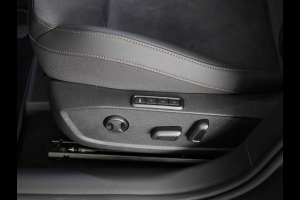 CUPRA Formentor 1.5 TSI e-Hybrid VZ Performance 272pk | Panoramadak | Matte Lak | 19 inch | Carbon Spiegelkappen | Trekhaak | Sennheiser |