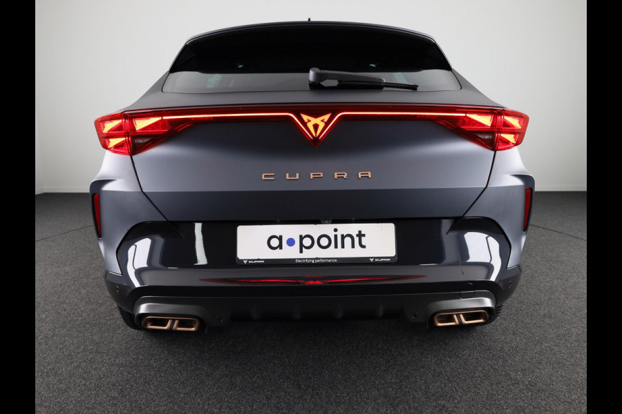CUPRA Formentor 1.5 TSI e-Hybrid VZ Performance 272pk | Panoramadak | Matte Lak | 19 inch | Carbon Spiegelkappen | Trekhaak | Sennheiser |