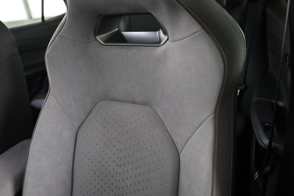 CUPRA Born Performance Limited 82 kWh 231PK | Sennheiser | Pilot L | 20 inch | Stoelmassage | Exclusieve Lak |