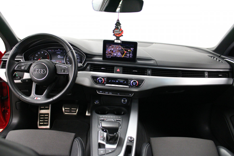 Audi A4 Limousine 1.4 TFSI Sport S line edition