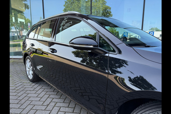 Volkswagen GOLF Variant 1.5 TSI Highline - Automaat - Navi - Climate - Parkeerhulp - Org.NL