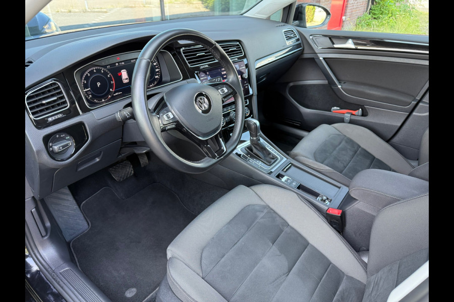 Volkswagen GOLF Variant 1.5 TSI Highline - Automaat - Navi - Climate - Parkeerhulp - Org.NL