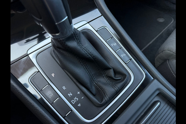 Volkswagen GOLF Variant 1.5 TSI Highline - Automaat - Navi - Climate - Parkeerhulp - Org.NL