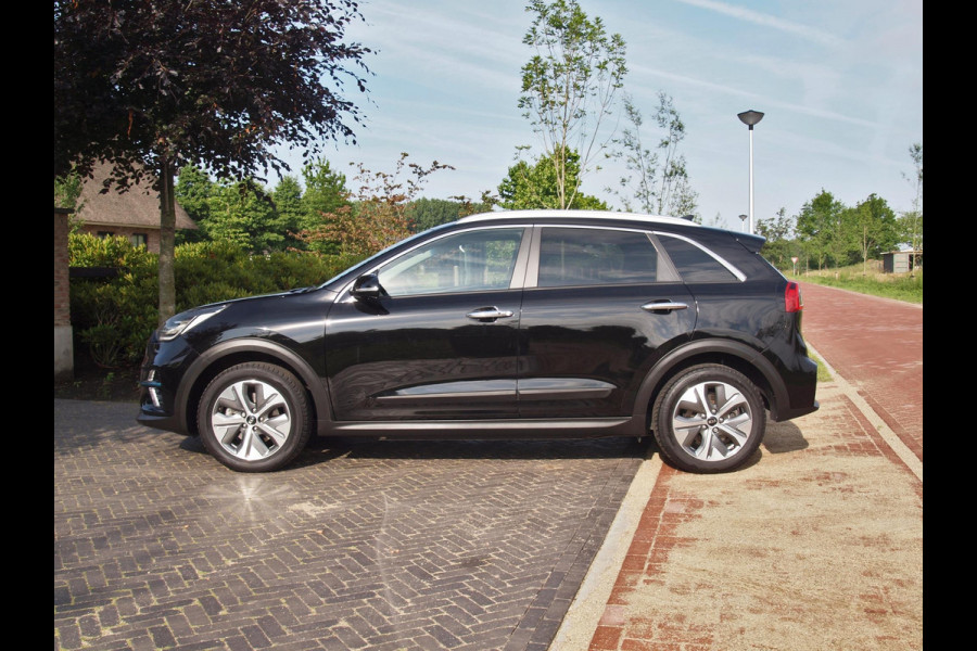 Kia e-Niro ExecutiveLine 64 kWh | Camera | Apple Carplay | Cruise Control | JBL | Leer |