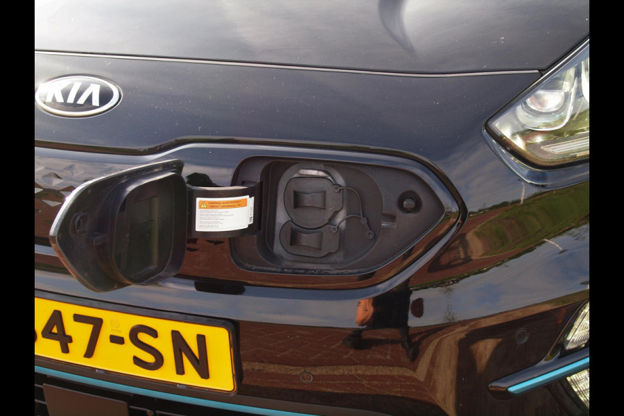 Kia e-Niro ExecutiveLine 64 kWh | Camera | Apple Carplay | Cruise Control | JBL | Leer |
